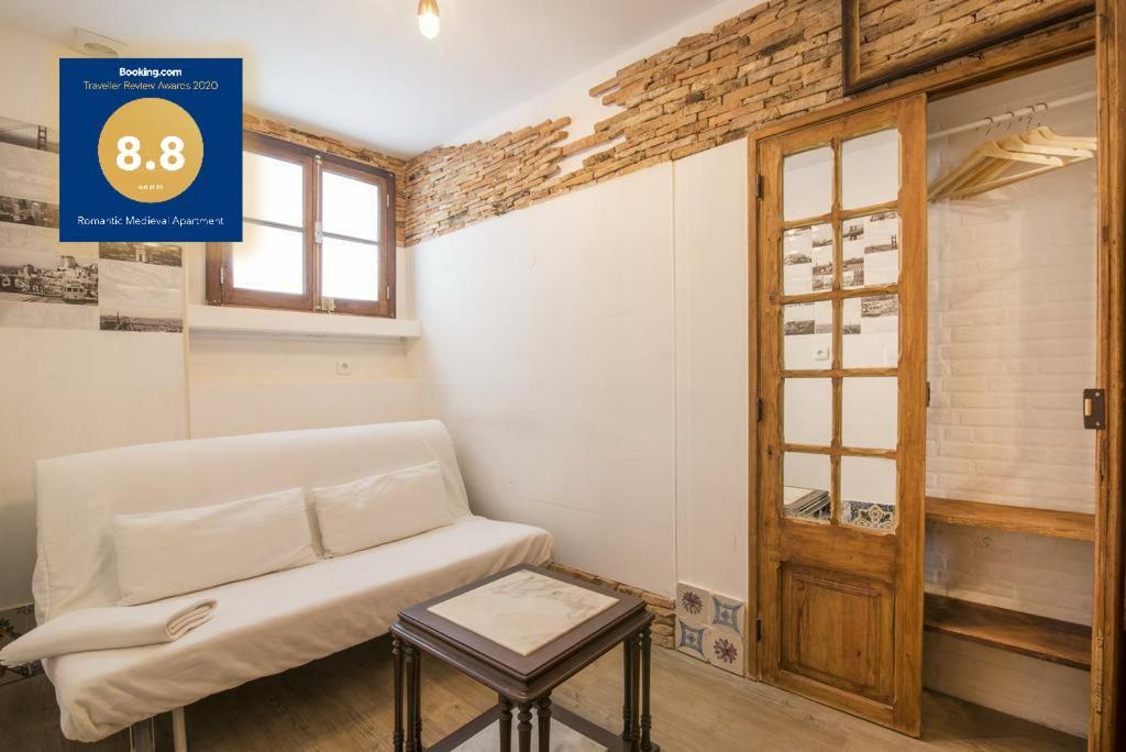 Romantic Medieval Apartment Lisboa Exteriör bild
