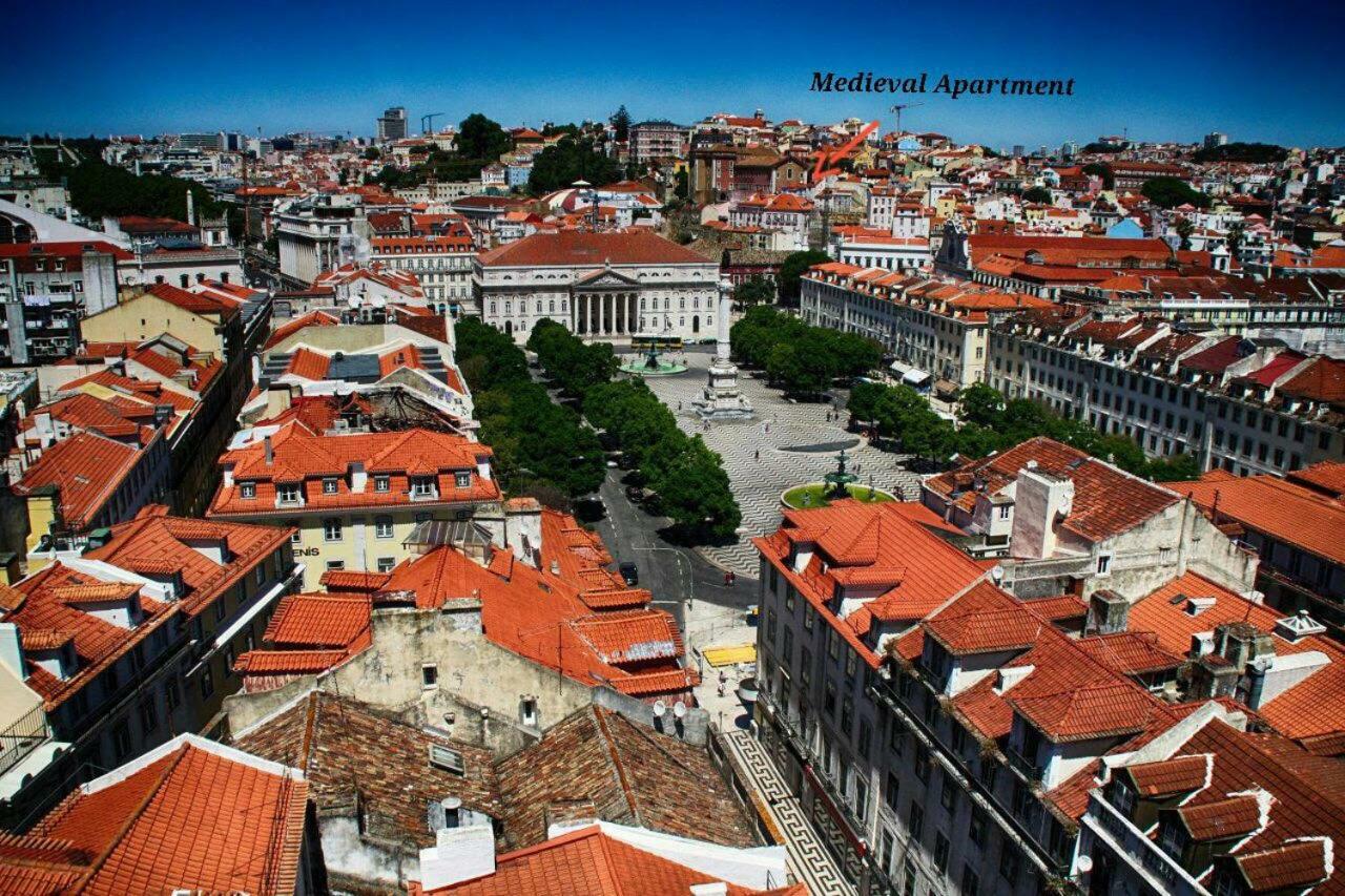 Romantic Medieval Apartment Lisboa Exteriör bild